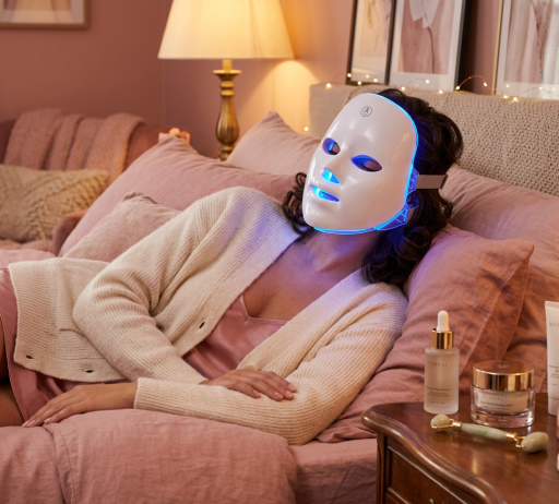 Masque Luminothérapie 7 Couleurs — Rituel Lumière Soie